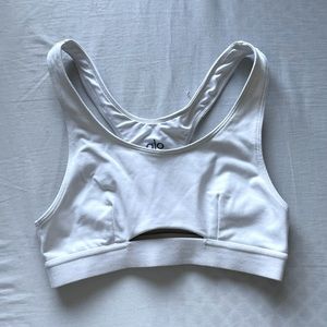 Alo sports bra 🤍